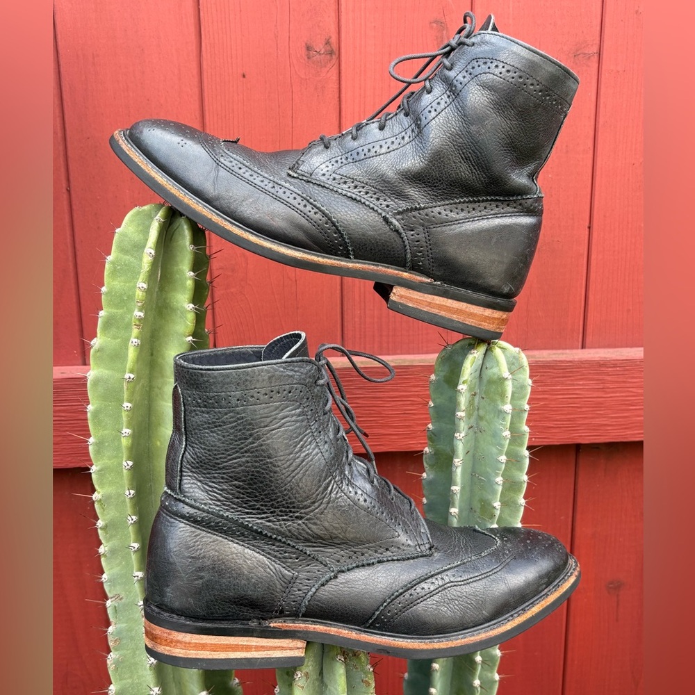 Black Leather Lace Up Classic Wingtip Boots Size 9.5